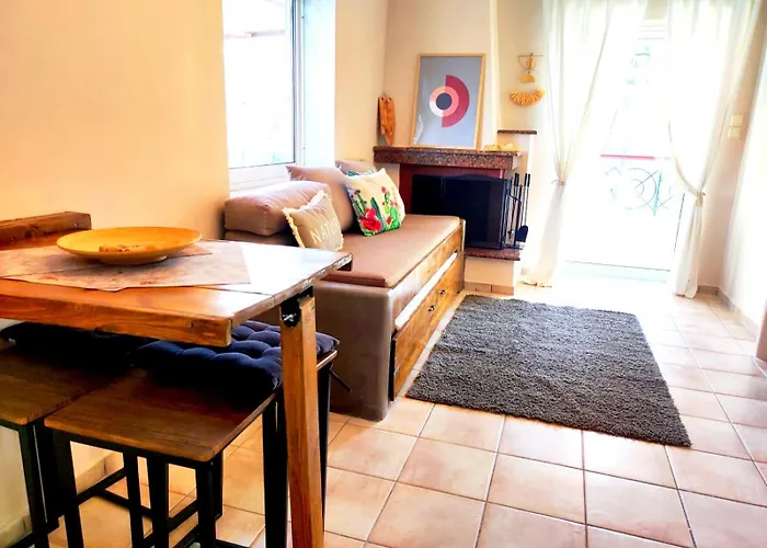 Golden Sky 1 Apartment